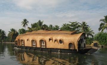 Kerala Houseboat Tour